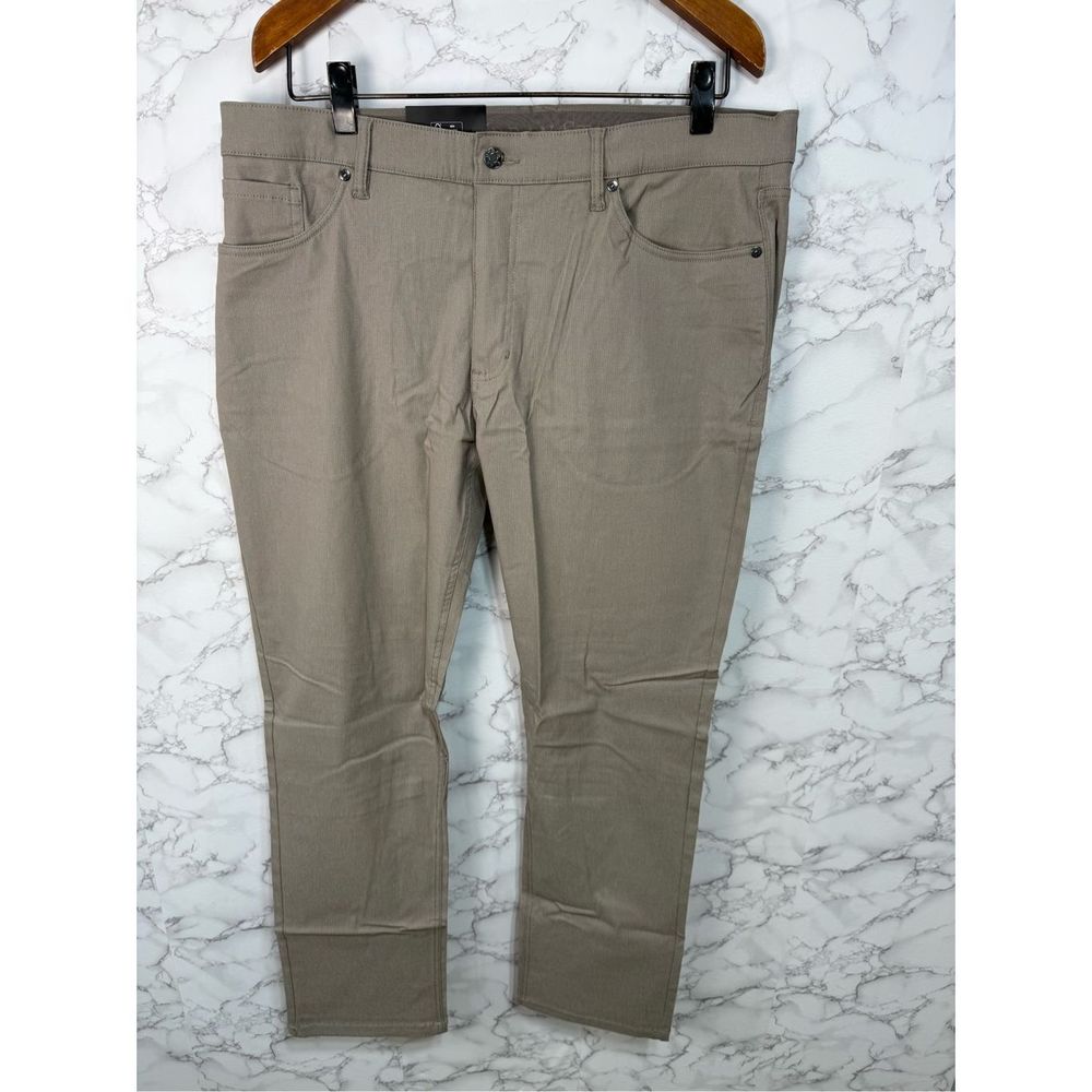 URBAN Men’s Pants NEW Size 40X42 # G274